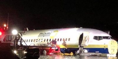 Boeing fuoripista finisce in un fiume, tutti sa...