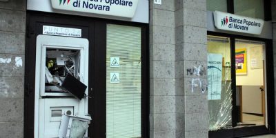 Foggia: esplosivo fa saltare il bancomat della ...