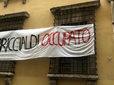 Terni: è proseguita anche nella notte l’occupazione della Briccialdi