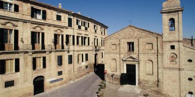 L’Infinito di Leopardi diventa il flash m...