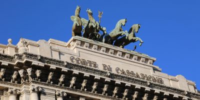 Messaggi petulanti dell’ex non bloccati: ...