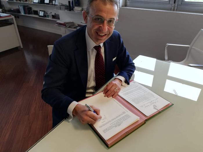 ministro costa, pannolini riciclati