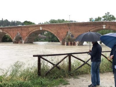 Esondato il fiume Savio, interrotta la Bologna-Rimini