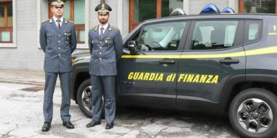 Riscuotevano le pensioni di mamma e suocera dec...