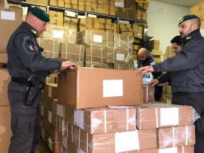 Operazione ‘Eden Brand’ sulle griffe taroccate fa scattare due arresti