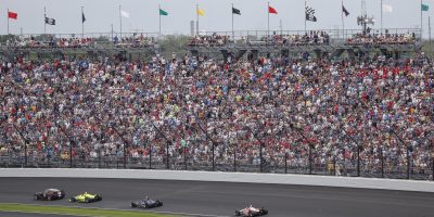 Il maggio della 500 Miglia di Indianapolis, gar...