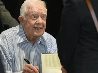 L’ex presidente Carter, 94 anni, operato d’urgenza a un’anca
