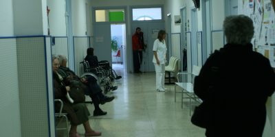 Savona: arrestato medico per violenza su una mi...