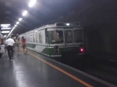 Bloccate due tratte della linea 2 della metro a Milano