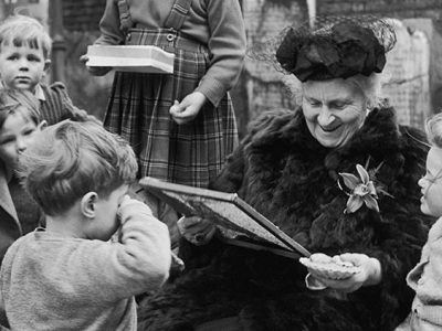 Maria Montessori, l’educatrice che ha fatto scuola nel mondo