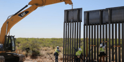 Muro con il Messico, un giudica blocca parzialm...