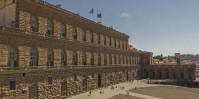 Palazzo Pitti, la più grande reggia di Firenze,...