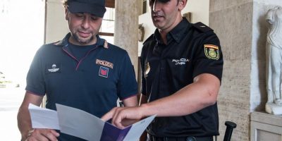 Arrestato il napoletano che colpì con un calcio...
