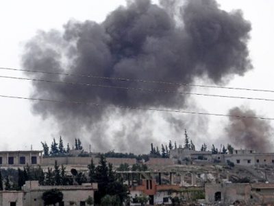 Siria, ripresi raid russi su Idlib, bombardata area di influenza turca