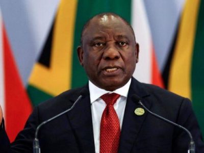 Ramaphosa rieletto presidente ma i consensi per l’Anc crollano
