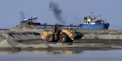 Allarme sabbia: cresce il bisogno, ma sono grav...