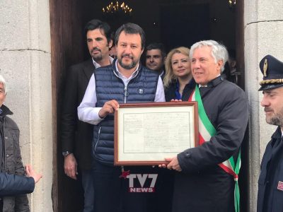 Il ministro Salvini a Pietrelcina “Ho sempre amato San Pio”