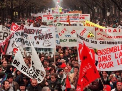 Statali in piazza contro riforma Macron in 150 manifestazioni in tutta Francia