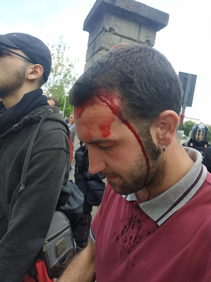 Modena scontri Salvini