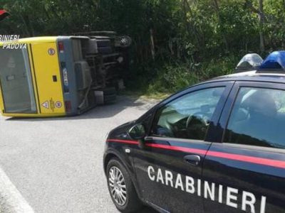 Incidente allo scuolabus, i carabinieri hanno acquisito il contratto della ditta