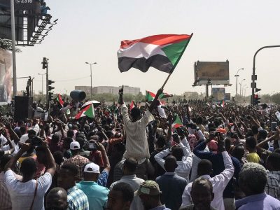 Sudan, intesa per governo di transizione della durata di tre anni