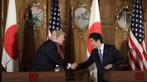 Il presidente Trump incontra l’Imperatore...