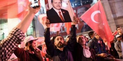 Nuovo golpe in Turchia. Annullato il voto a Ist...
