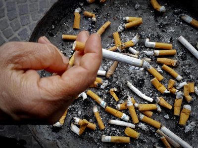 Sigarette: più di un italiano su cinque ha il vizio del fumo