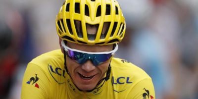 Brutto incidente blocca Froome: niente Tour
