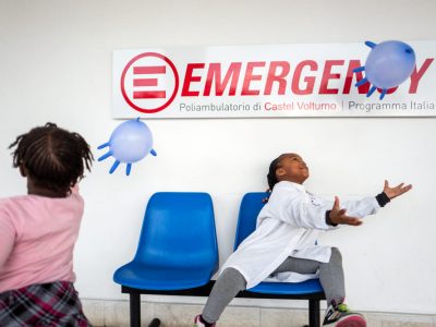 Milano, Emergency festeggia  ventincinque anni di attività