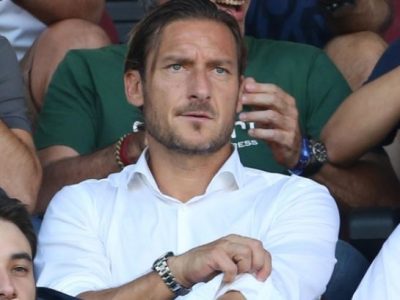 Totti ha deciso e dice addio alla Roma: lunedì la conferenza