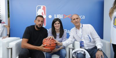 Ubi banca regala un nuovo campo da basket a Torino