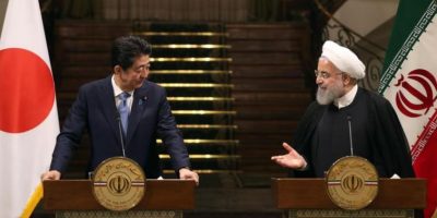Il giapponese Abe in visita in Iran: nessuno vu...