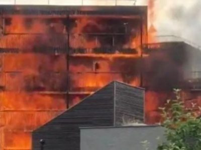 Violento incendio in un edificio di 6 piani a Londra