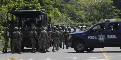 Mille migranti guatemaltechi bloccati dalle aut...