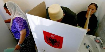 Tensione sulle elezioni amministrative in Albania