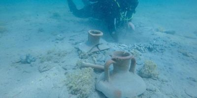 Ritrovate anfore antiche nel mare di Brindisi, ...