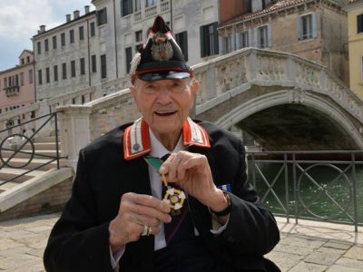 I 100 anni di Giulio Biasin l’ultimo corazziere del Re