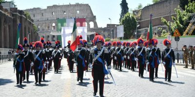 I carabinieri celebrano il 205° anniversario de...