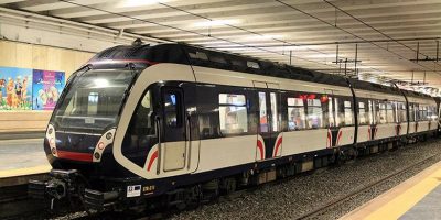 Vandali sulla circumvesuviana, il convoglio si ...