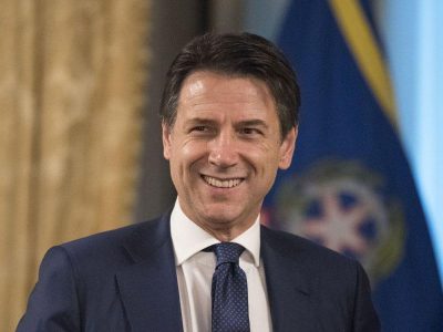 Il premier Conte oggi in conferenza stampa “Cose importanti da dire”