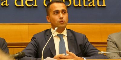 Di Maio “Sono deluso da Juncker ha smenti...