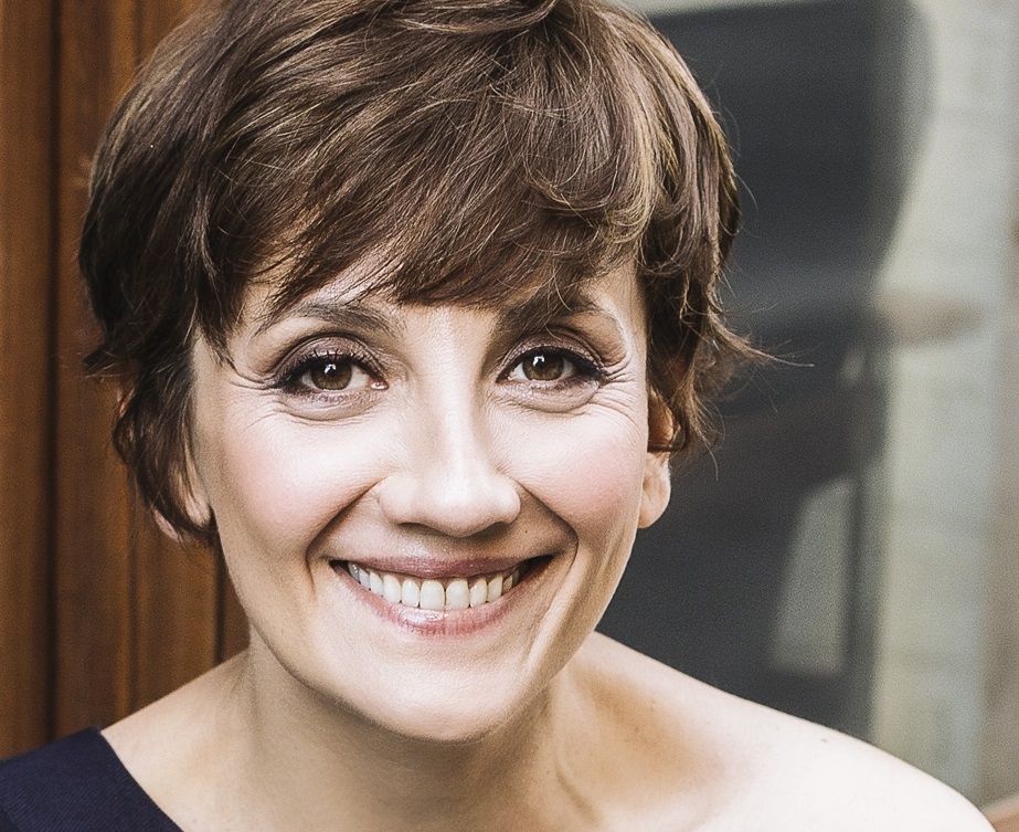 l'attrice lucia ocone, giffoni film festival