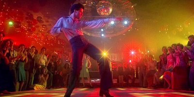 La febbre del sabato sera esplode nella mostra ...