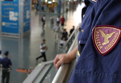 Operazione della Polfer in 22 stazioni campane, identificazioni e controlli
