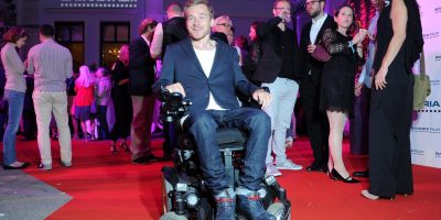 Paralizzato dopo un tragico incidente in tv tor...