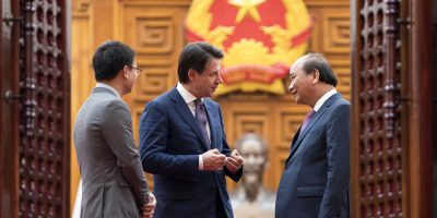 Il Premier Conte dal Vietnam “Nessun pass...