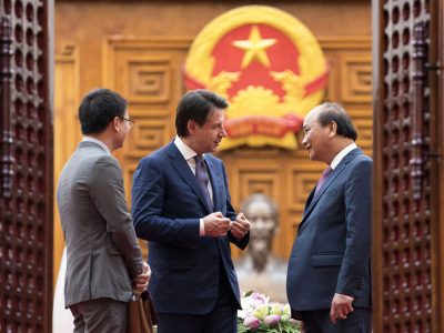 Il Premier Conte dal Vietnam “Nessun passo indietro su quota 100 e reddito”