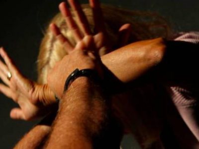 Bologna: ragazza denuncia violenza sessuale subita da nordafricano