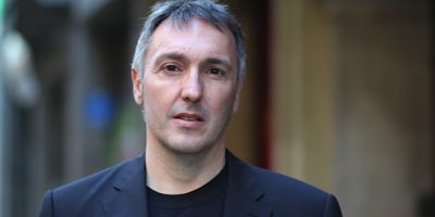 Lo scrittore Carlos Zanon fa rivivere il detect...